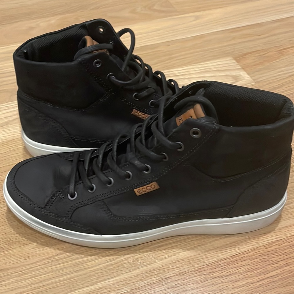 Ecco Soft 7